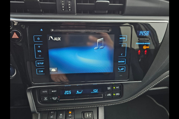 Toyota Auris Touring Sports 1.8 Hybrid Dynamic | Automaat | Navi | Cruise | Camera | LMV | Keyless |