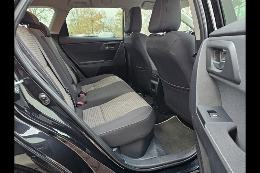 Toyota Auris Touring Sports 1.8 Hybrid Dynamic | Automaat | Navi | Cruise | Camera | LMV | Keyless |