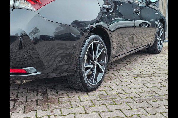 Toyota Auris Touring Sports 1.8 Hybrid Dynamic | Automaat | Navi | Cruise | Camera | LMV | Keyless |