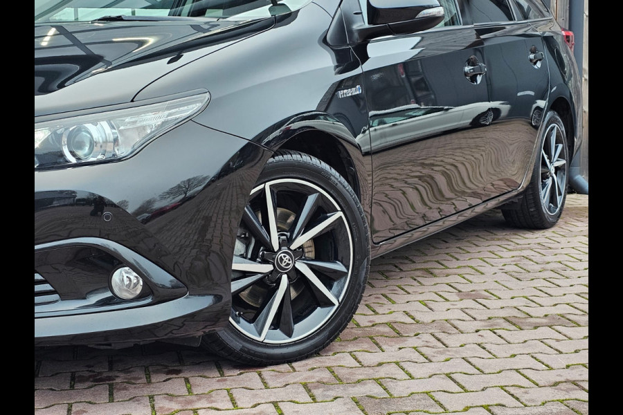Toyota Auris Touring Sports 1.8 Hybrid Dynamic | Automaat | Navi | Cruise | Camera | LMV | Keyless |