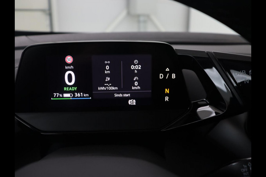 Volkswagen ID.5 Pro 77 kWh | Warmtepomp | Leder | 360 Camera | Stoelverwarming | Keyless | Adaptive cruise | Carplay | Sfeerverlichting | Navigatie | Matrix LED | 20'' | Side Assist