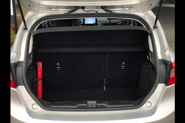 Ford Fiesta 1.1 Trend | Navi, Cruise, Airco, Carplay/Android, DAB, Lane Assist | NAP |
