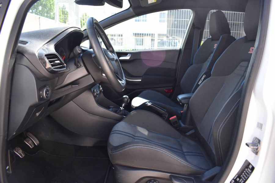 Ford Fiesta 1.5 EcoBoost ST-3 200 PK | Winter Pak. | Carplay | Recaro | LED | Camera