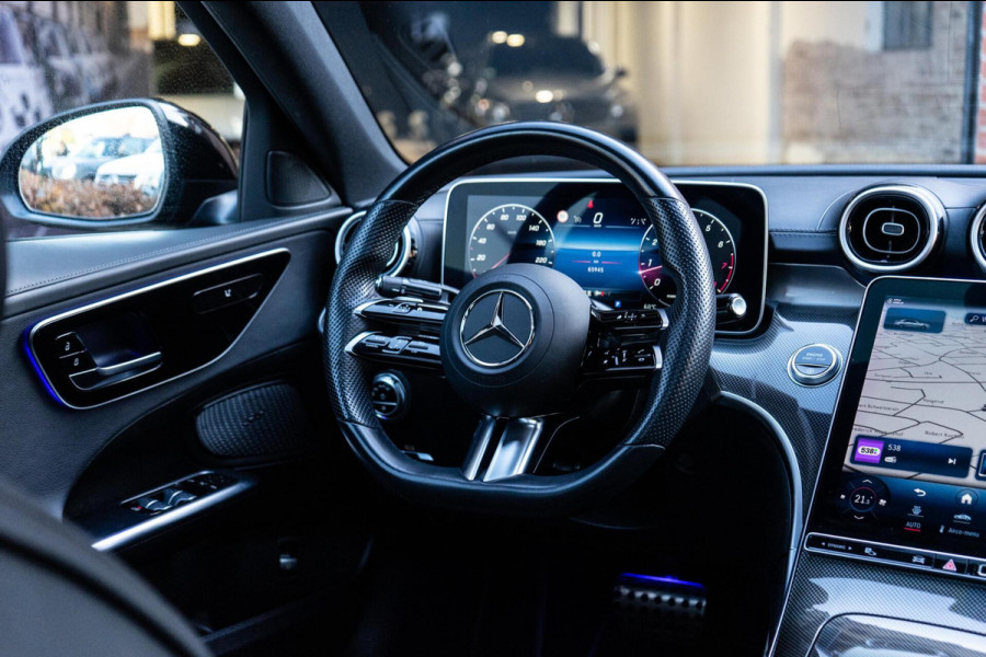 Mercedes-Benz C-Klasse 180 AMG Pano / Leer / Camera