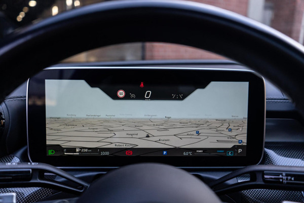 Mercedes-Benz C-Klasse 180 AMG Pano / Leer / Camera