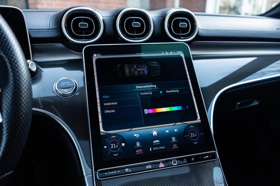 Mercedes-Benz C-Klasse 180 AMG Pano / Leer / Camera