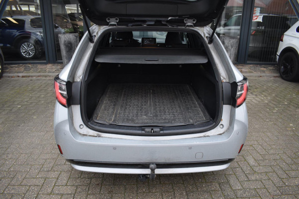 Toyota Corolla Touring Sports 1.8 Hybrid Dynamic | TREKHAAK | APPLE CARPLAY | DEALER ONDERHOUDEN | ANDROID AUTO | NAP