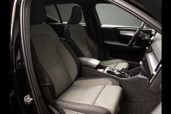 Volvo XC40 1.5 T4 Recharge Inscription Expression (APPLE CARPLAY,NAVI,LED,HARMAN/KARDON,SPORTSTOELEN,TREKHAAK,360 VIEW,CAMERA,PDC)