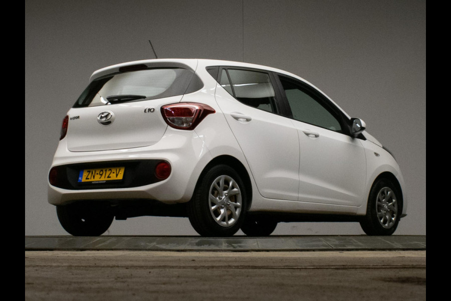 Hyundai i10 1.0i Comfort Sport (CRUISE,BLUETOOTH,ELEKTRISCH PAKKET,LED,AIRCO,SPORTSTOELEN,NIEUWE APK,NETTE STAAT)