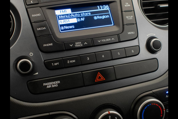 Hyundai i10 1.0i Comfort Sport (CRUISE,BLUETOOTH,ELEKTRISCH PAKKET,LED,AIRCO,SPORTSTOELEN,NIEUWE APK,NETTE STAAT)