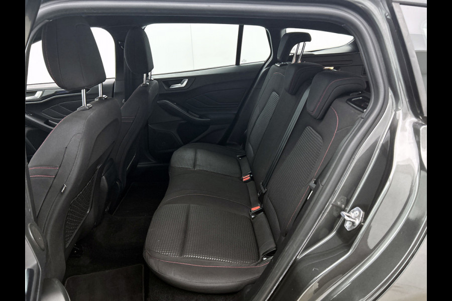 Ford FOCUS Wagon 1.0 EcoBoost Hybrid ST Line Business (NAVIGATIE, CAMERA. B&O, PDC, 1e EIGENAAR, GOED ONDERHOUDEN)