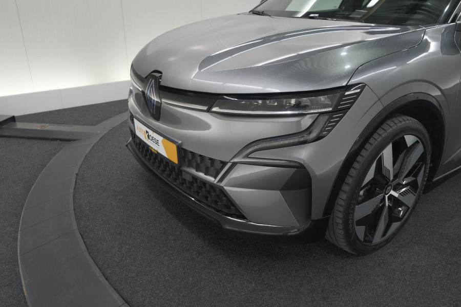 Renault Mégane E-Tech EV40 Boost Charge Techno | Camera | Pack Winter | Apple Carplay | SOH = 95,4%