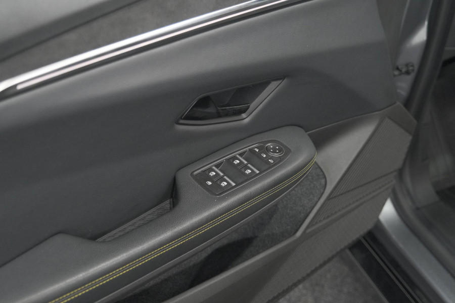 Renault Mégane E-Tech EV40 Boost Charge Techno | Camera | Pack Winter | Apple Carplay | SOH = 95,4%