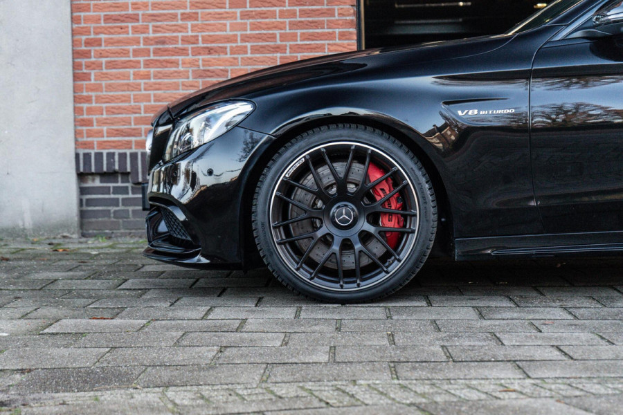 Mercedes-Benz C-Klasse AMG 63 S Pano / Burmester / Memory