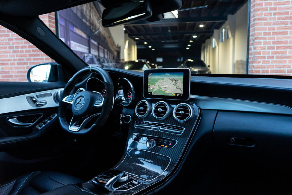Mercedes-Benz C-Klasse AMG 63 S Pano / Burmester / Memory