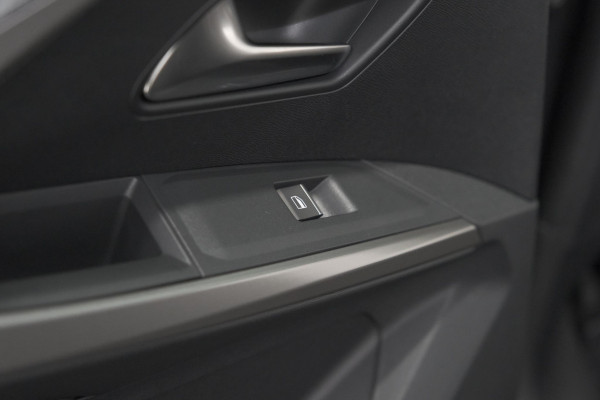 Peugeot 5008 HYbrid 145 e-DCS6 GT | Panoramadak | Camera | Elektrische Achterklep | Adaptieve Cruise Control