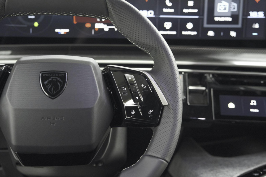 Peugeot 5008 HYbrid 145 e-DCS6 GT | Panoramadak | Camera | Elektrische Achterklep | Adaptieve Cruise Control