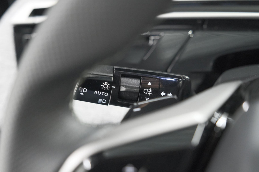 Peugeot 5008 HYbrid 145 e-DCS6 GT | Panoramadak | Camera | Elektrische Achterklep | Adaptieve Cruise Control