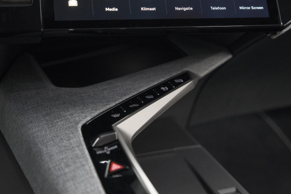 Peugeot 5008 HYbrid 145 e-DCS6 GT | Panoramadak | Camera | Elektrische Achterklep | Adaptieve Cruise Control