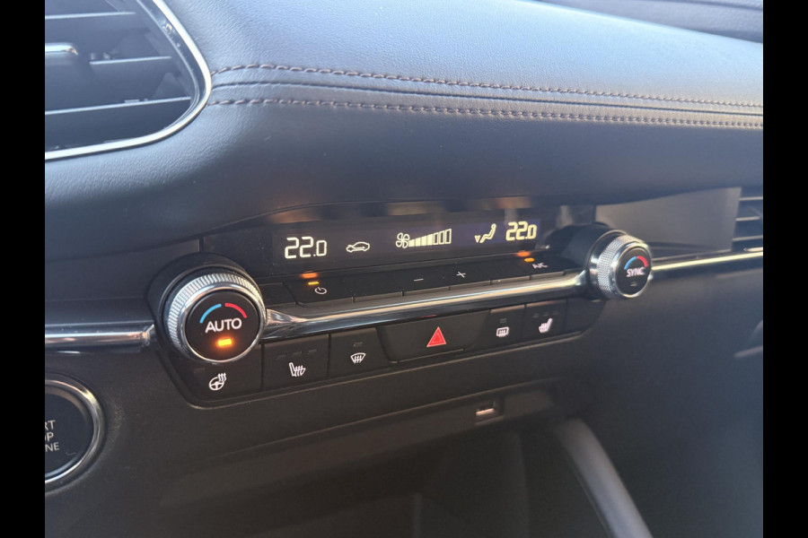 Mazda 3 2.0 e-SkyActiv-G M Hybrid 150 Sportive Mazda 3 2.0 e-SkyActiv-G 150 Sportive | CARPLAY | HEAUD UP DISPLAY | ADAPTIEVE CRUISE CONTROL |