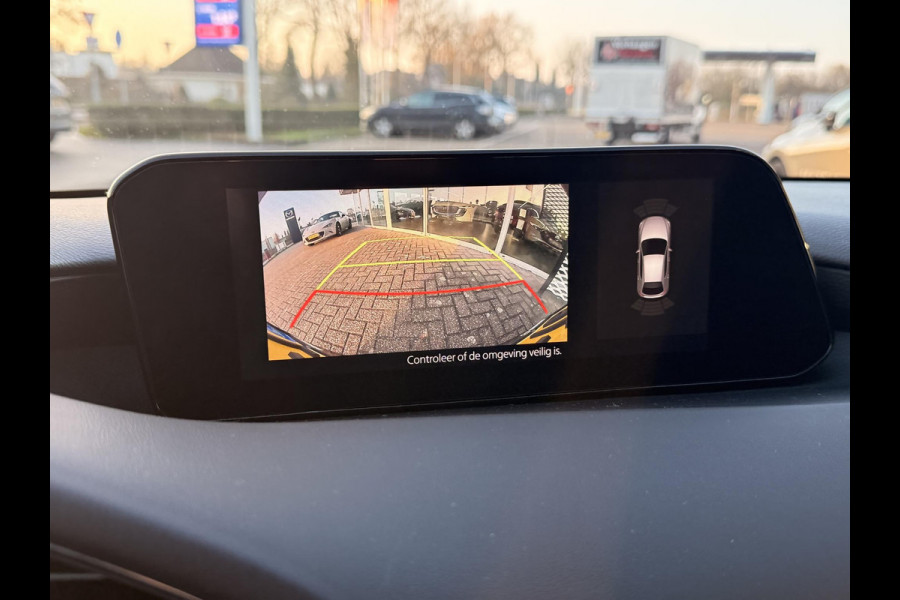 Mazda 3 2.0 e-SkyActiv-G M Hybrid 150 Sportive Mazda 3 2.0 e-SkyActiv-G 150 Sportive | CARPLAY | HEAUD UP DISPLAY | ADAPTIEVE CRUISE CONTROL |