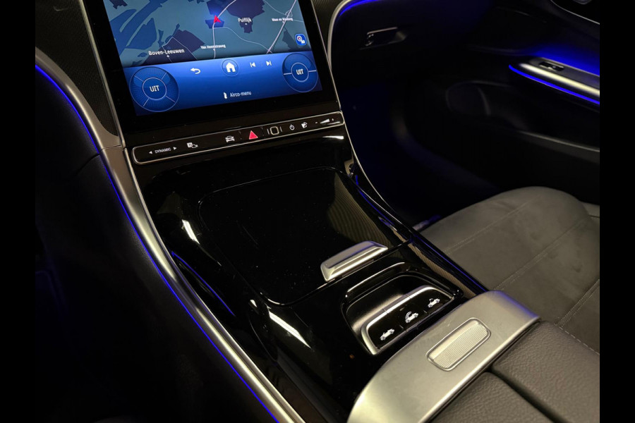 Mercedes-Benz CLE Cabriolet 200 AMG STYLING-AIRSCARF-MEMORY-360 CAMERA-TREKHAAK-ZEER COMPLEET