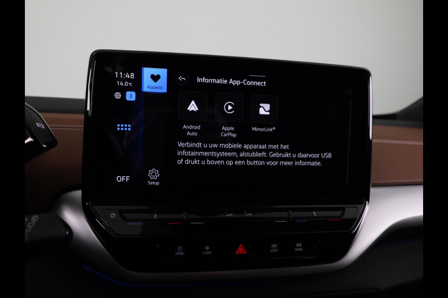 Volkswagen ID.4 Pro 77 kWh 204 PK | Panorama dak | Design pakket | Trekhaak | Warmtepomp | Multimedia pakket | Assistentie pakket |