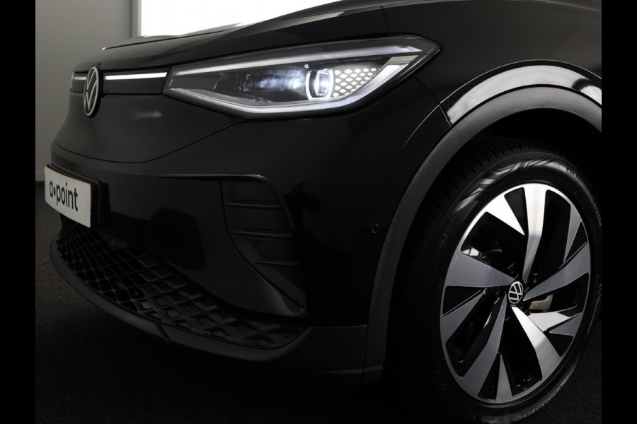 Volkswagen ID.4 Pro 77 kWh 204 PK | Panorama dak | Design pakket | Trekhaak | Warmtepomp | Multimedia pakket | Assistentie pakket |