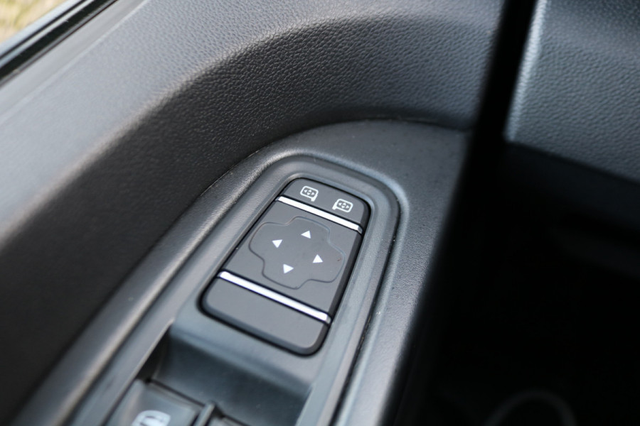 Renault Trafic 2.0 dCi 130pk L2 H1 Work Edition