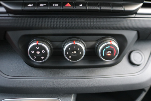 Renault Trafic 2.0 dCi 130pk L2 H1 Work Edition