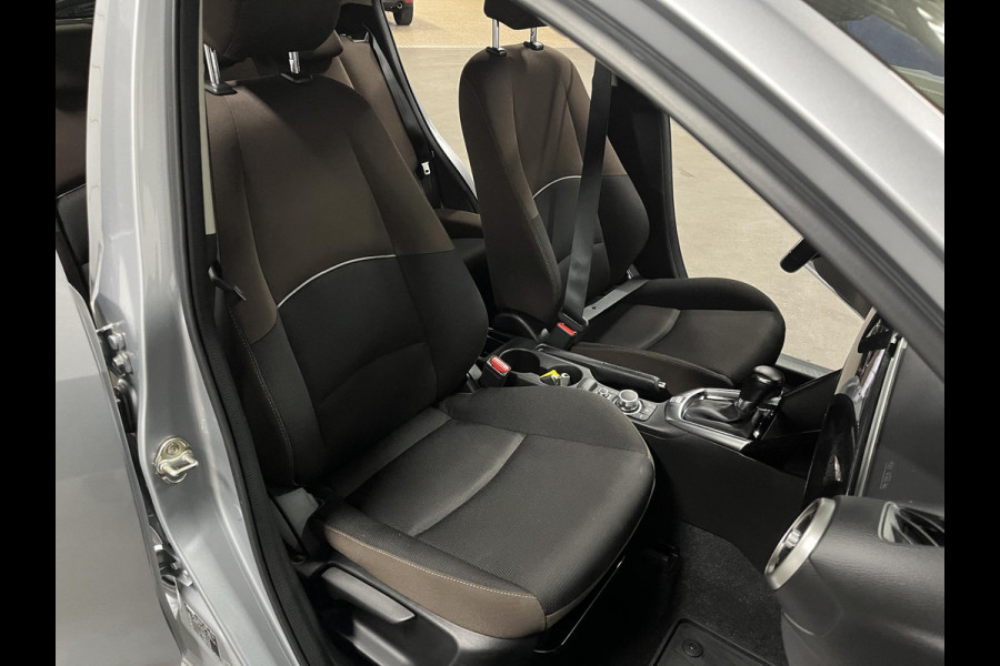 Mazda 2 1.5 SkyActiv-G 90 Automaat | Carplay | Stoelverwarming | Cruise-/Climate control | Navigatie |