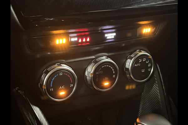 Mazda 2 1.5 SkyActiv-G 90 Automaat | Carplay | Stoelverwarming | Cruise-/Climate control | Navigatie |