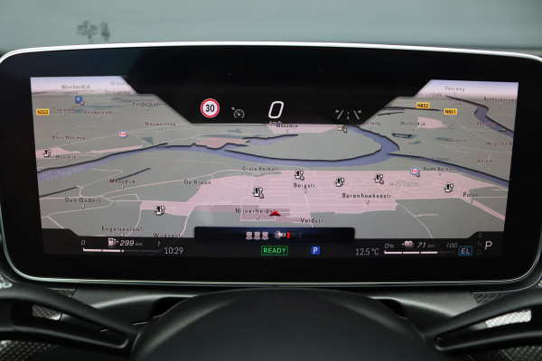 Mercedes-Benz C-Klasse Estate 300 e AMG Line | Distronic | Memory | Panoramadak | Camera | Trekhaak | High Perf. LED | Nightpakket | Sfeerverlichting Premium | Stoelverwarming | Dodehoekassistent |