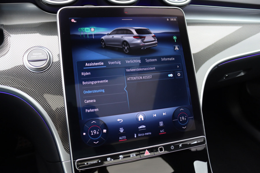 Mercedes-Benz C-Klasse Estate 300 e AMG Line | Distronic | Memory | Panoramadak | Camera | Trekhaak | High Perf. LED | Nightpakket | Sfeerverlichting Premium | Stoelverwarming | Dodehoekassistent |