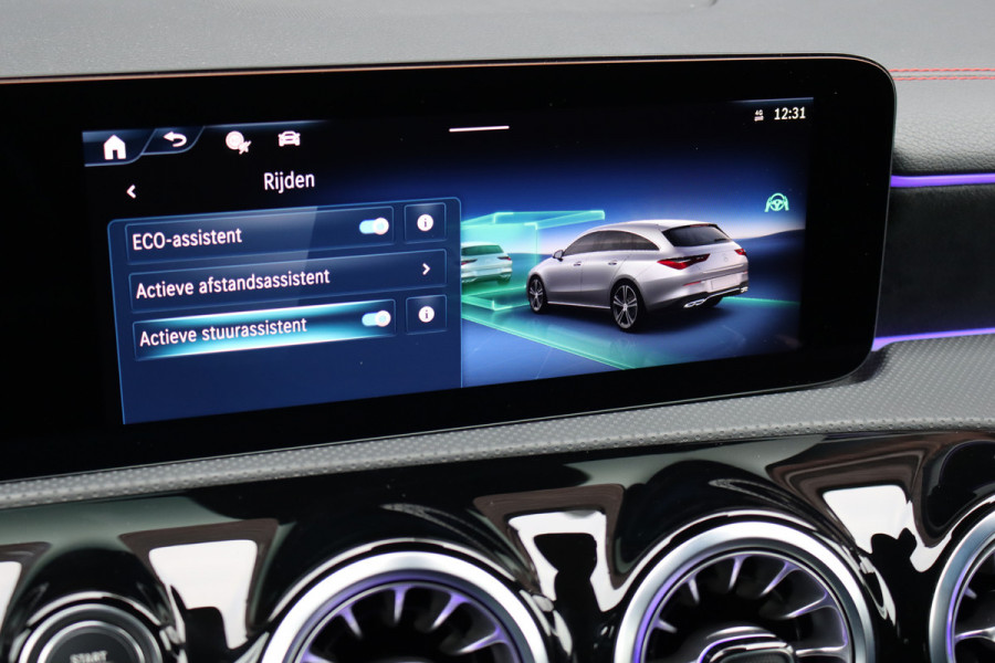 Mercedes-Benz CLA-Klasse Shooting Brake 250 e AMG Line | Facelift | Distronic | Surround Camera | Verwarmd Stuurwiel | Keyless Go | Sfeerverlichting | Apple Carplay/Android Auto | Multibeam LED |