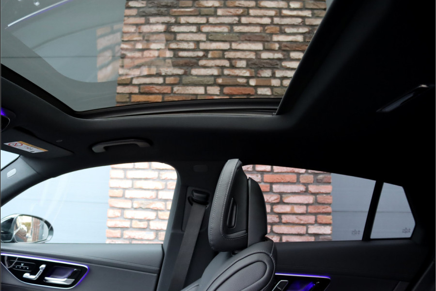 Mercedes-Benz GLC Coupé 300e 4MATIC Premium AMG Line | Distronic+ | Burmester | Memory | Trekhaak | Panoramadak | Surround Camera | Keyless Go | Digital Light | Rijassistentiepakket+ |