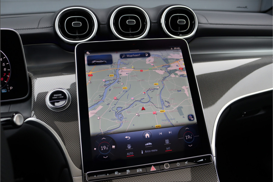 Mercedes-Benz GLC Coupé 300e 4MATIC Premium AMG Line | Distronic+ | Burmester | Memory | Trekhaak | Panoramadak | Surround Camera | Keyless Go | Digital Light | Rijassistentiepakket+ |