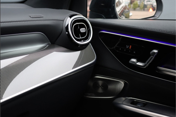 Mercedes-Benz GLC Coupé 300e 4MATIC Premium AMG Line | Distronic+ | Burmester | Memory | Trekhaak | Panoramadak | Surround Camera | Keyless Go | Digital Light | Rijassistentiepakket+ |