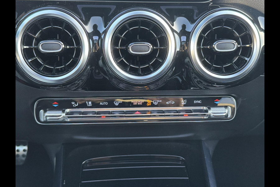 Mercedes-Benz B-Klasse 200 AMG Night pakket Premium Plus Camera Cruise Clima Elektrische a-klep Led