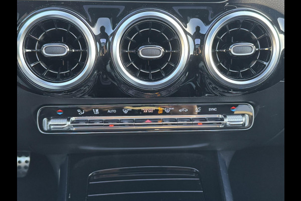 Mercedes-Benz B-Klasse 200 AMG Night pakket Premium Plus Camera Cruise Clima Elektrische a-klep Led