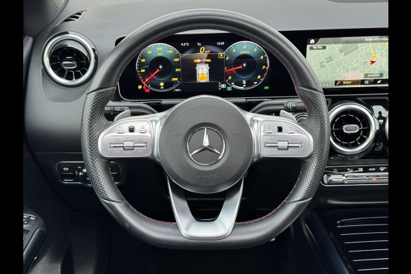 Mercedes-Benz B-Klasse 200 AMG Night pakket Premium Plus Camera Cruise Clima Elektrische a-klep Led