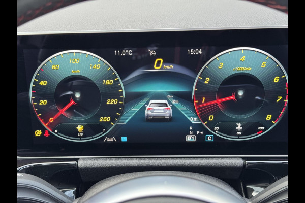 Mercedes-Benz B-Klasse 200 AMG Night pakket Premium Plus Camera Cruise Clima Elektrische a-klep Led