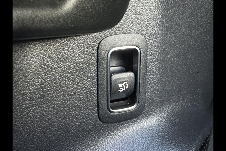 Mercedes-Benz B-Klasse 200 AMG Night pakket Premium Plus Camera Cruise Clima Elektrische a-klep Led