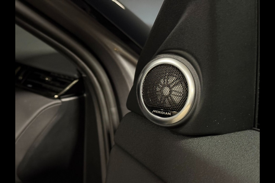 Land Rover Range Rover Evoque P270e SE Dynamic/pano schuifdak/black pack/5jr garantie