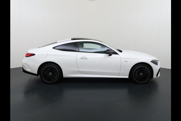 Mercedes-Benz CLE Coupé 300 e AMG Line | Pano Night Camera