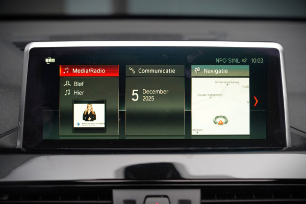 BMW X1 sDrive18i High Executive X Line | Panoramadak | Harman Kardon | Parkeersensoren | Head-Up Display | Leer | Stoelverwarming | Navigatie | Camera | Automaat | Digitale Tellers | Keyless | LED | Cruise Control |