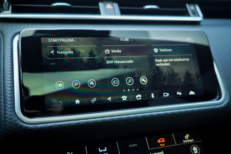 Land Rover Range Rover Velar 2.0 I4 Turbo AWD R-Dynamic SE / Pano / Meridian Surround / Leder / Trekhaak