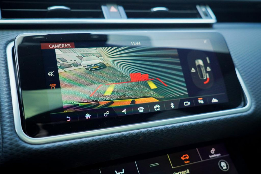 Land Rover Range Rover Velar 2.0 I4 Turbo AWD R-Dynamic SE / Pano / Meridian Surround / Leder / Trekhaak