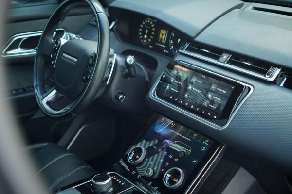Land Rover Range Rover Velar 2.0 I4 Turbo AWD R-Dynamic SE / Pano / Meridian Surround / Leder / Trekhaak