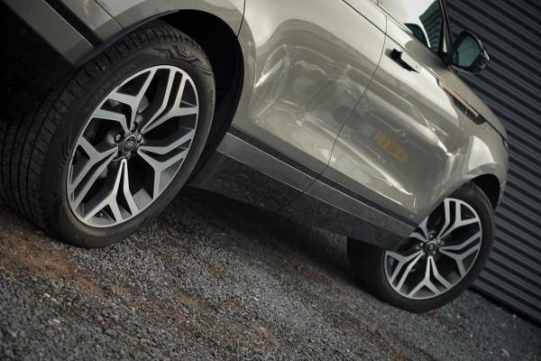 Land Rover Range Rover Velar 2.0 I4 Turbo AWD R-Dynamic SE / Pano / Meridian Surround / Leder / Trekhaak